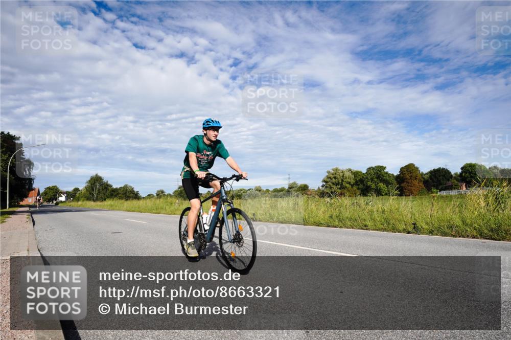 31.08.2025 - Elbe Triathlon Hamburg Michael Burmester http://msf.ph/oto/8663321 31.08.2025 09:35:50 Radfahren 404, 689, 752 meine-sportfotos.de
