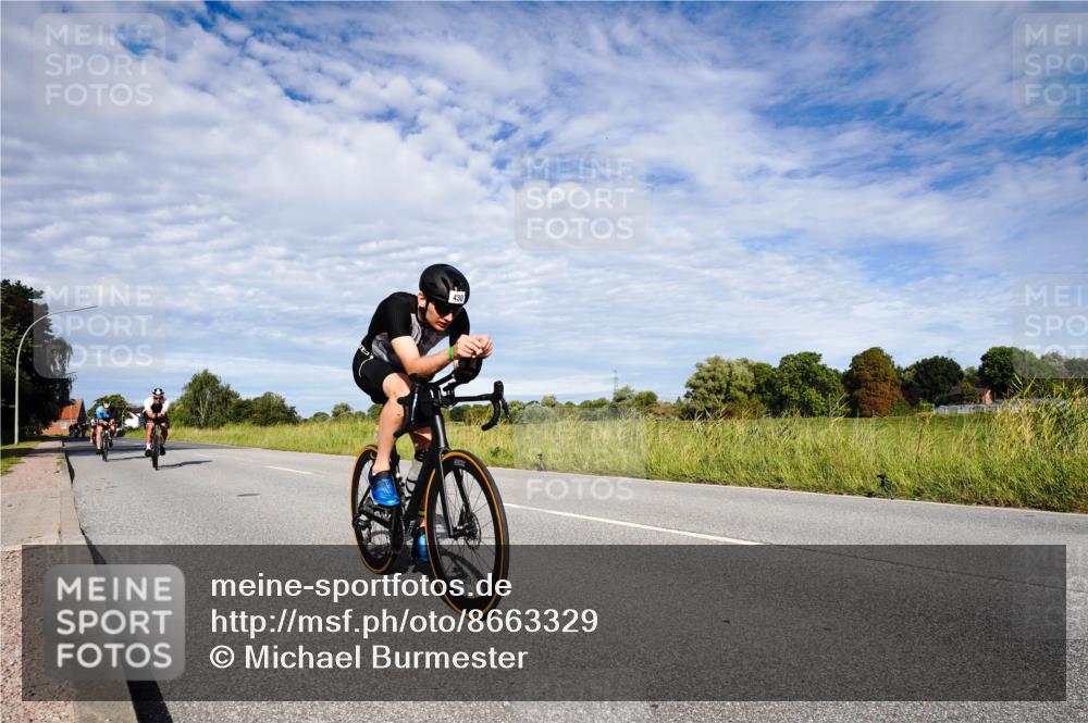 31.08.2025 - Elbe Triathlon Hamburg Michael Burmester http://msf.ph/oto/8663329 31.08.2025 09:36:02 Radfahren 426, 430, 443, 746, 769, 834 meine-sportfotos.de