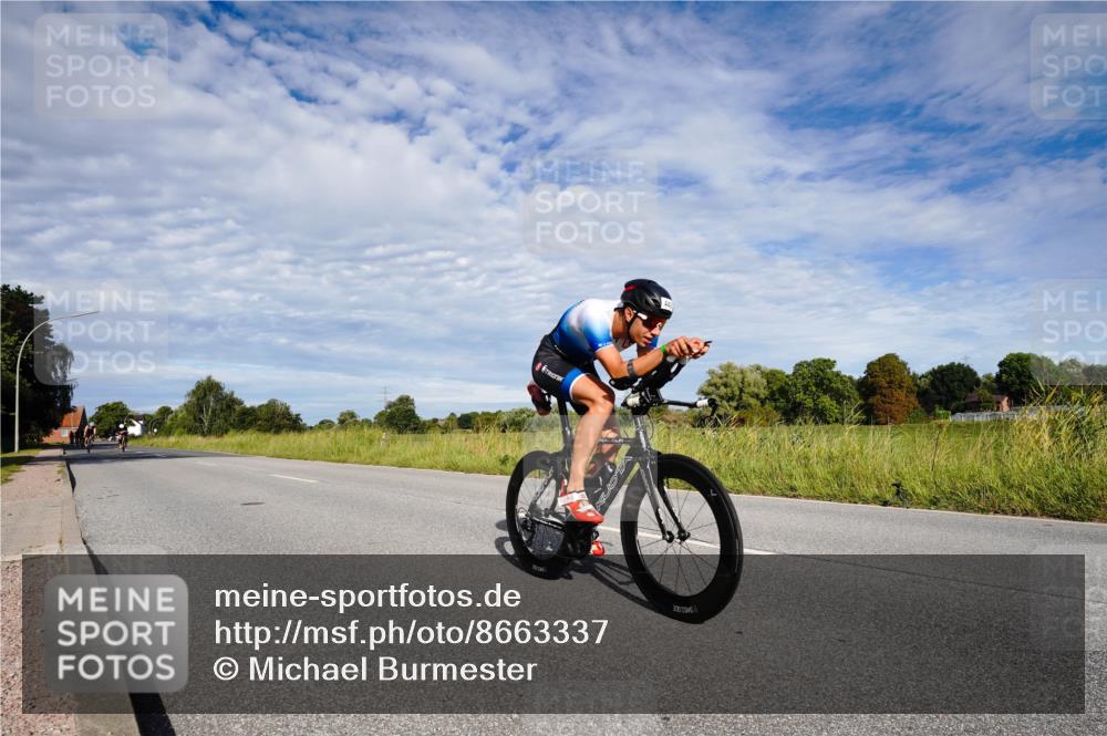 31.08.2025 - Elbe Triathlon Hamburg Michael Burmester http://msf.ph/oto/8663337 31.08.2025 09:36:05 Radfahren 426, 443, 561, 744, 746, 769 meine-sportfotos.de