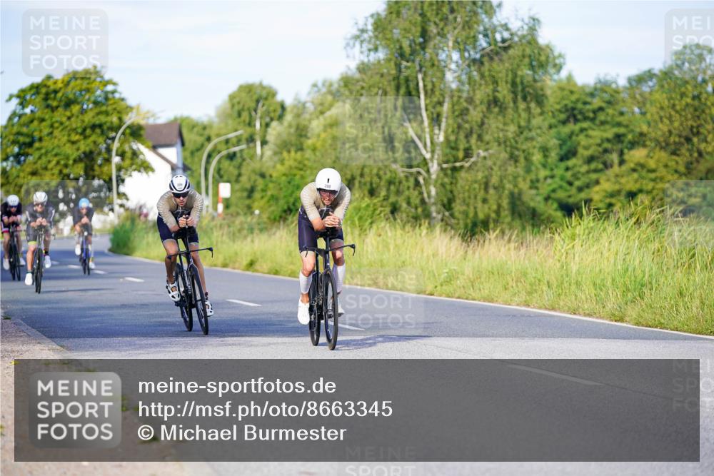 31.08.2025 - Elbe Triathlon Hamburg Michael Burmester http://msf.ph/oto/8663345 31.08.2025 09:16:04 Radfahren 200, 209, 213, 232, 238, 287, 535 meine-sportfotos.de