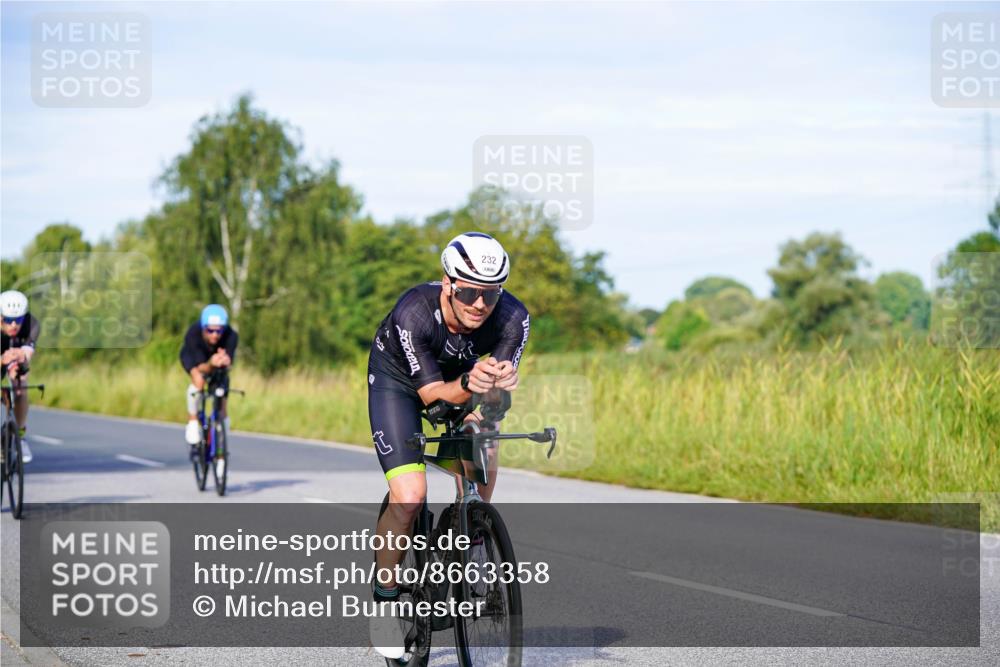 31.08.2025 - Elbe Triathlon Hamburg Michael Burmester http://msf.ph/oto/8663358 31.08.2025 09:16:07 Radfahren 176, 200, 209, 213, 232, 238, 528, 535 meine-sportfotos.de