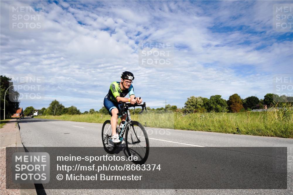 31.08.2025 - Elbe Triathlon Hamburg Michael Burmester http://msf.ph/oto/8663374 31.08.2025 09:36:40 Radfahren 397, 429, 651, 703, 735 meine-sportfotos.de