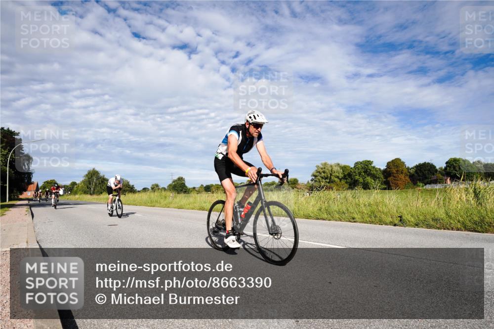 31.08.2025 - Elbe Triathlon Hamburg Michael Burmester http://msf.ph/oto/8663390 31.08.2025 09:37:08 Radfahren 254, 309, 436, 470, 626, 677, 695, 747 meine-sportfotos.de