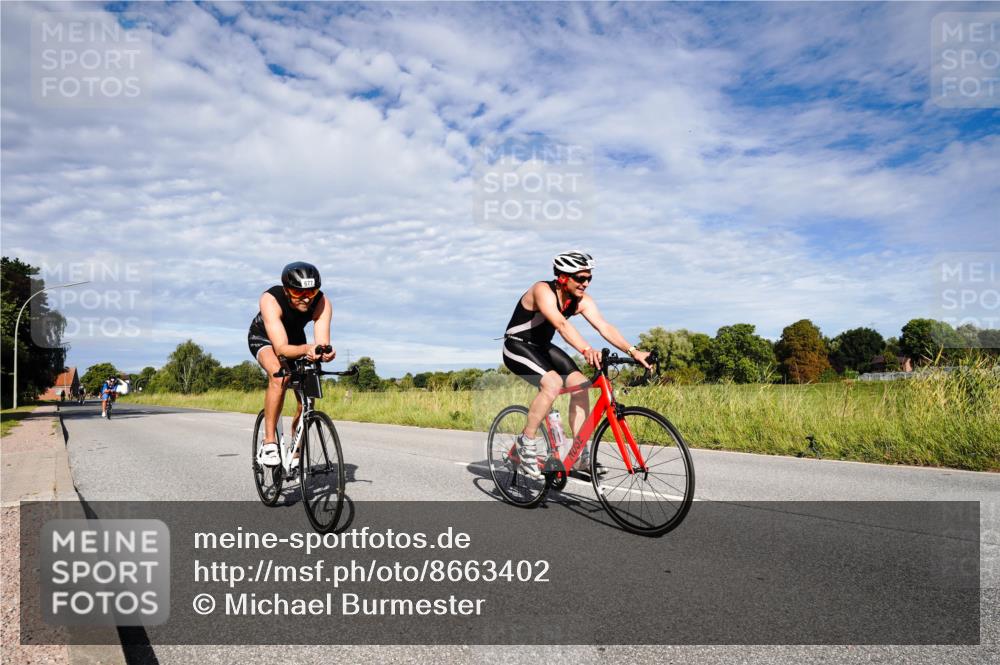 31.08.2025 - Elbe Triathlon Hamburg Michael Burmester http://msf.ph/oto/8663402 31.08.2025 09:37:13 Radfahren 254, 309, 325, 470, 557, 626, 677 meine-sportfotos.de