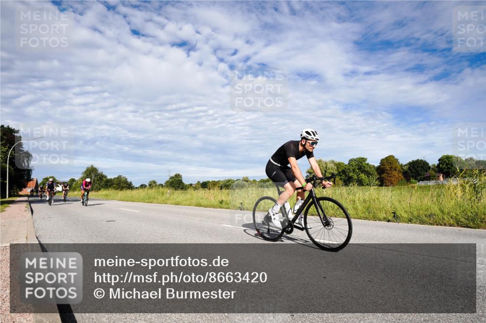 31.08.2025 - Elbe Triathlon Hamburg Michael Burmester http://msf.ph/oto/8663420 31.08.2025 09:37:26 Radfahren 331, 474, 479, 529, 530, 543, 690, 728, 741, 918 meine-sportfotos.de