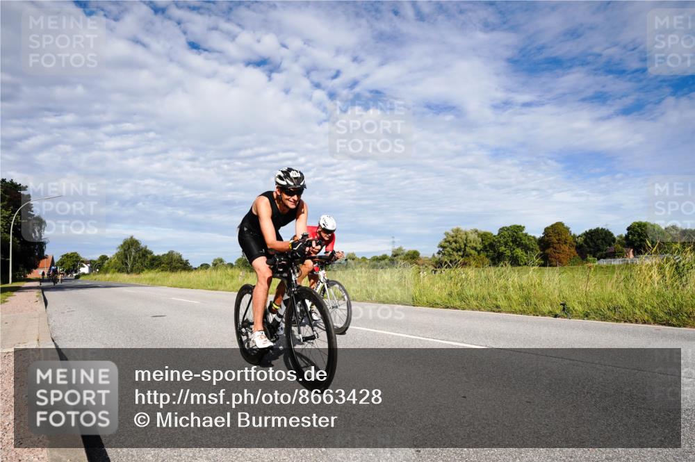 31.08.2025 - Elbe Triathlon Hamburg Michael Burmester http://msf.ph/oto/8663428 31.08.2025 09:37:30 Radfahren 270, 331, 529, 530, 543, 690, 728, 741 meine-sportfotos.de