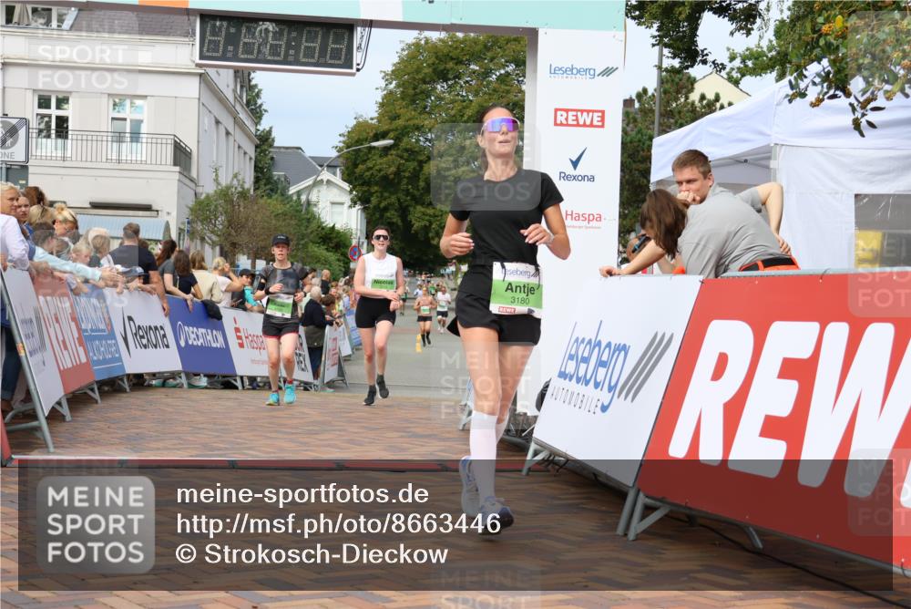 31.08.2025 - 21. Blankeneser Heldenlauf Strokosch-Dieckow http://msf.ph/oto/8663446 31.08.2025 11:02:12 Ziel 3587, 3172, 3556, 3180, 3700 meine-sportfotos.de
