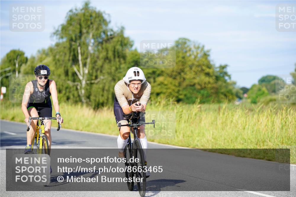 31.08.2025 - Elbe Triathlon Hamburg Michael Burmester http://msf.ph/oto/8663465 31.08.2025 09:17:14 Radfahren 196, 225, 297 meine-sportfotos.de