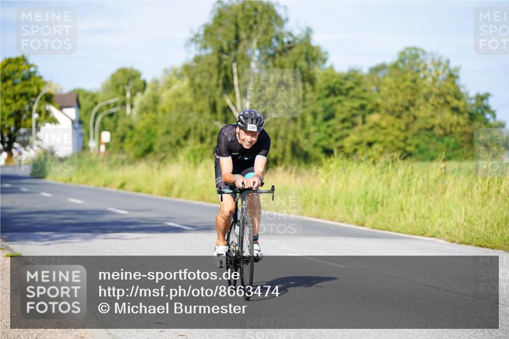 31.08.2025 - Elbe Triathlon Hamburg Michael Burmester http://msf.ph/oto/8663474 31.08.2025 09:17:21 Radfahren 378, 480 meine-sportfotos.de