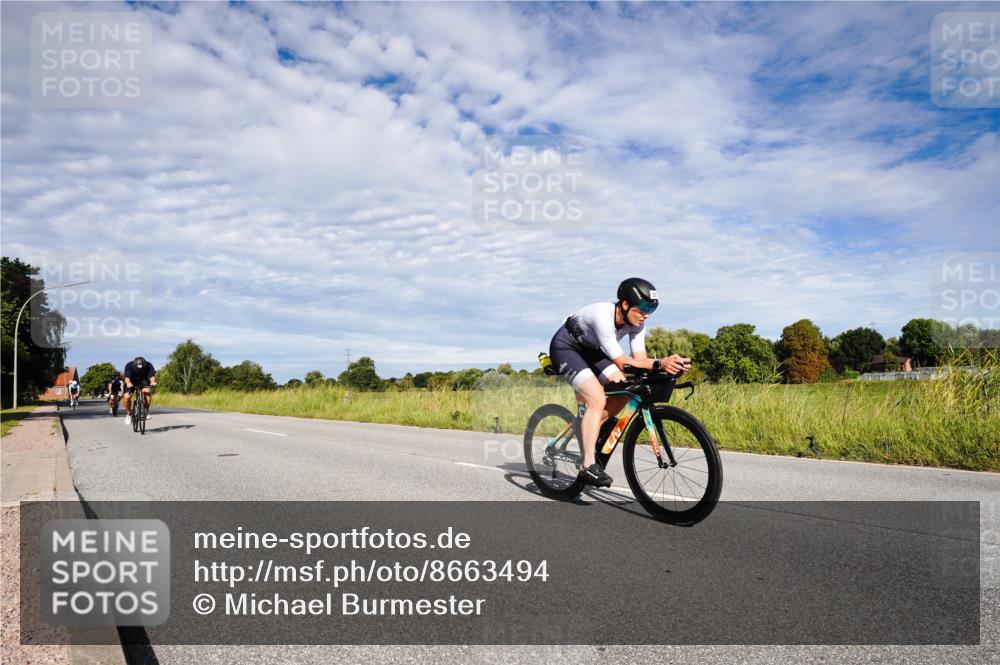 31.08.2025 - Elbe Triathlon Hamburg Michael Burmester http://msf.ph/oto/8663494 31.08.2025 09:38:17 Radfahren 267, 289, 402, 472, 506, 524, 699, 788 meine-sportfotos.de