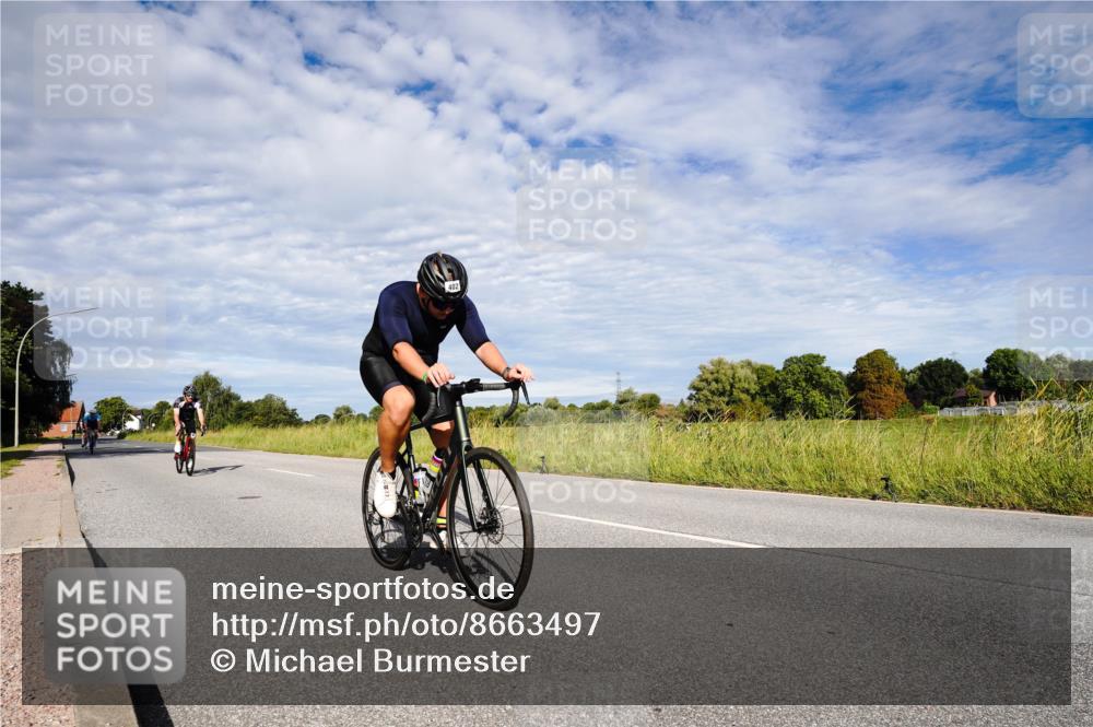 31.08.2025 - Elbe Triathlon Hamburg Michael Burmester http://msf.ph/oto/8663497 31.08.2025 09:38:19 Radfahren 267, 402, 472, 524, 699 meine-sportfotos.de