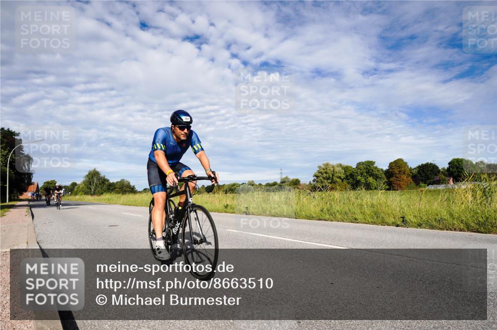 31.08.2025 - Elbe Triathlon Hamburg Michael Burmester http://msf.ph/oto/8663510 31.08.2025 09:38:37 Radfahren 255, 308, 481, 549, 574, 701 meine-sportfotos.de