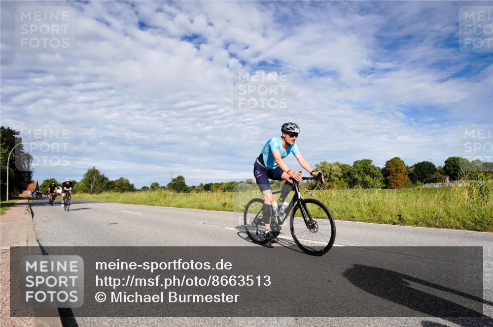 31.08.2025 - Elbe Triathlon Hamburg Michael Burmester http://msf.ph/oto/8663513 31.08.2025 09:38:37 Radfahren 255, 308, 481, 549, 574, 701 meine-sportfotos.de