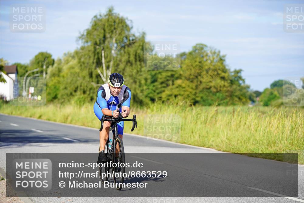 31.08.2025 - Elbe Triathlon Hamburg Michael Burmester http://msf.ph/oto/8663529 31.08.2025 09:17:53 Radfahren 184, 244, 284, 330, 382, 476 meine-sportfotos.de