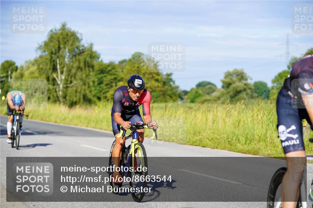 31.08.2025 - Elbe Triathlon Hamburg Michael Burmester http://msf.ph/oto/8663544 31.08.2025 09:17:56 Radfahren 184, 244, 330, 382, 476 meine-sportfotos.de