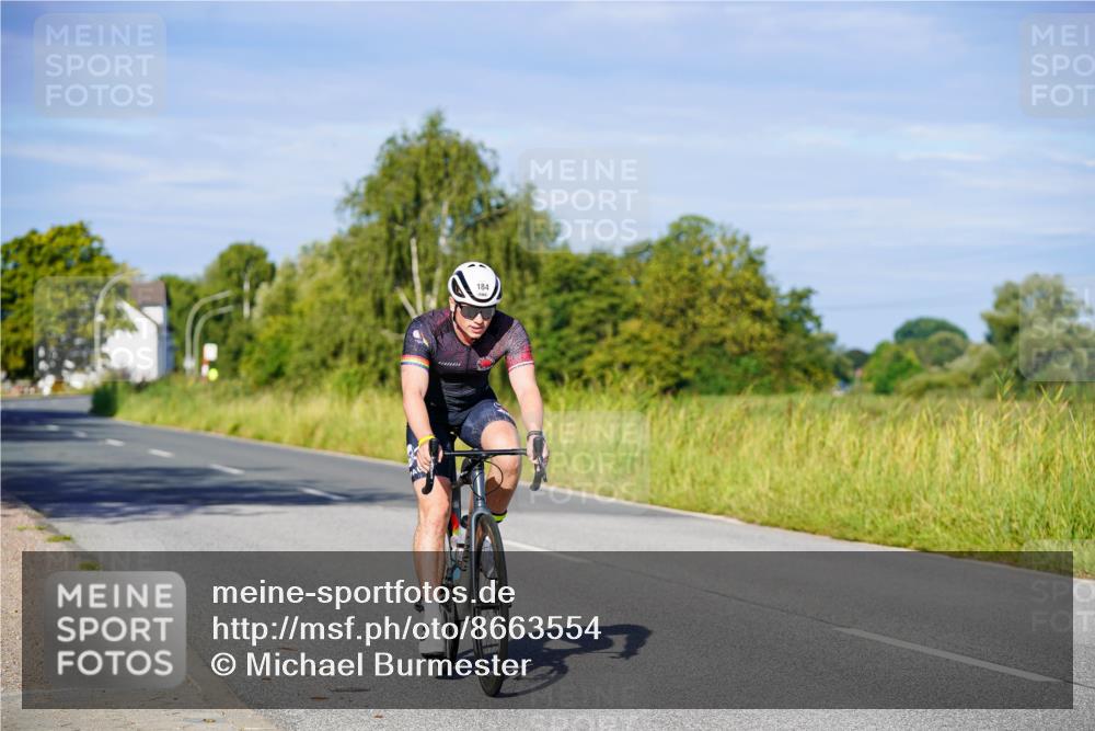 31.08.2025 - Elbe Triathlon Hamburg Michael Burmester http://msf.ph/oto/8663554 31.08.2025 09:17:58 Radfahren 184, 244, 382, 476 meine-sportfotos.de