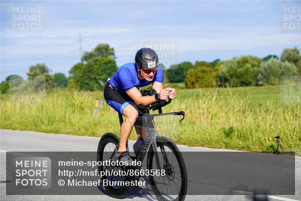 31.08.2025 - Elbe Triathlon Hamburg Michael Burmester http://msf.ph/oto/8663568 31.08.2025 09:18:12 Radfahren 332, 364, 463, 495, 602 meine-sportfotos.de