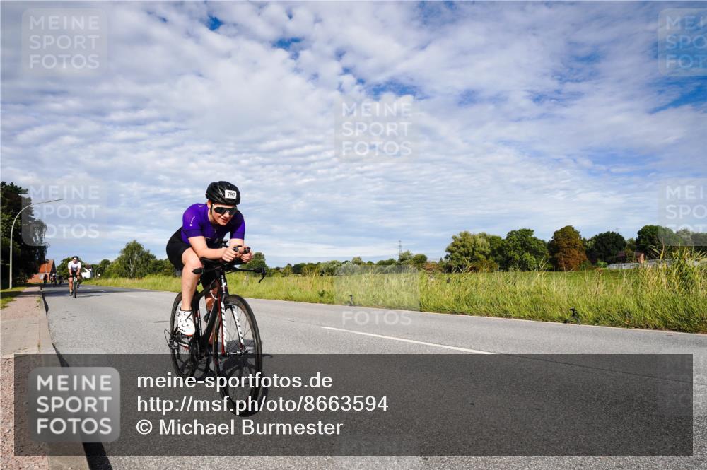 31.08.2025 - Elbe Triathlon Hamburg Michael Burmester http://msf.ph/oto/8663594 31.08.2025 09:39:53 Radfahren 473, 774, 797 meine-sportfotos.de