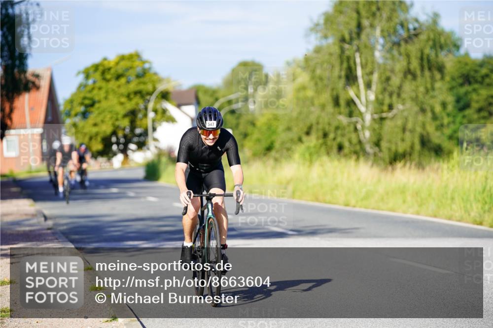 31.08.2025 - Elbe Triathlon Hamburg Michael Burmester http://msf.ph/oto/8663604 31.08.2025 09:18:36 Radfahren 189, 416, 510, 547, 618 meine-sportfotos.de