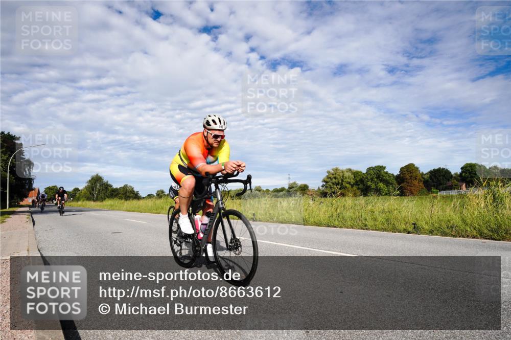 31.08.2025 - Elbe Triathlon Hamburg Michael Burmester http://msf.ph/oto/8663612 31.08.2025 09:40:08 Radfahren 265, 316, 348, 434, 471, 499, 525, 536, 652, 698, 725 meine-sportfotos.de