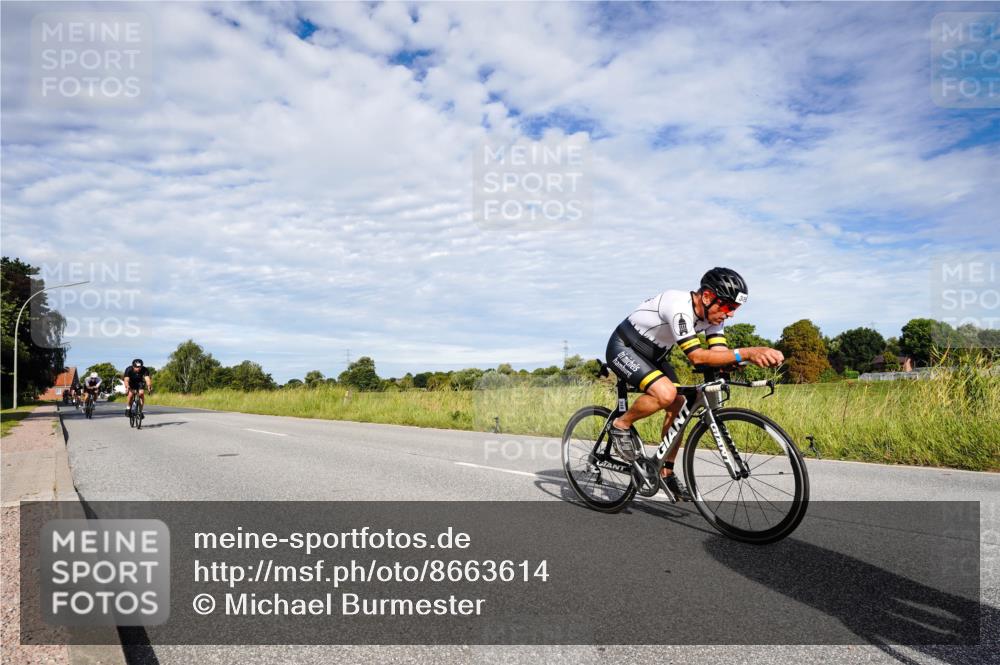31.08.2025 - Elbe Triathlon Hamburg Michael Burmester http://msf.ph/oto/8663614 31.08.2025 09:40:08 Radfahren 265, 316, 348, 434, 471, 499, 525, 536, 652, 698, 725 meine-sportfotos.de