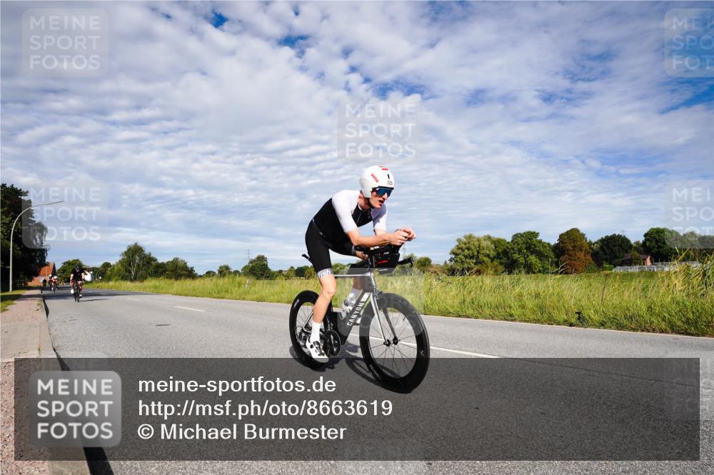 31.08.2025 - Elbe Triathlon Hamburg Michael Burmester http://msf.ph/oto/8663619 31.08.2025 09:40:10 Radfahren 265, 316, 348, 434, 471, 499, 525, 652, 725, 785 meine-sportfotos.de