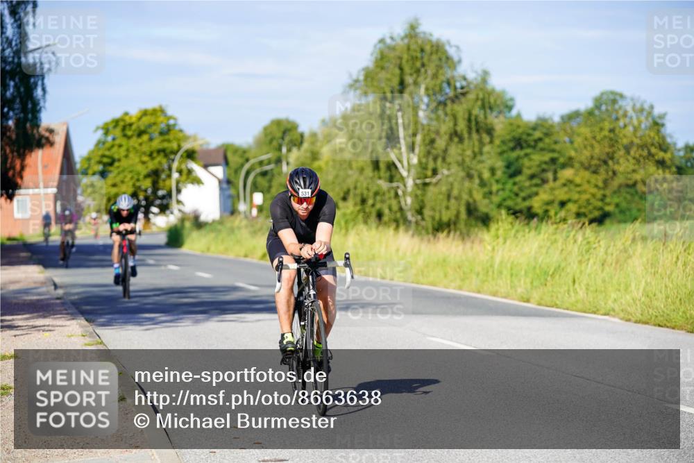 31.08.2025 - Elbe Triathlon Hamburg Michael Burmester http://msf.ph/oto/8663638 31.08.2025 09:18:49 Radfahren 369, 447, 531, 633 meine-sportfotos.de