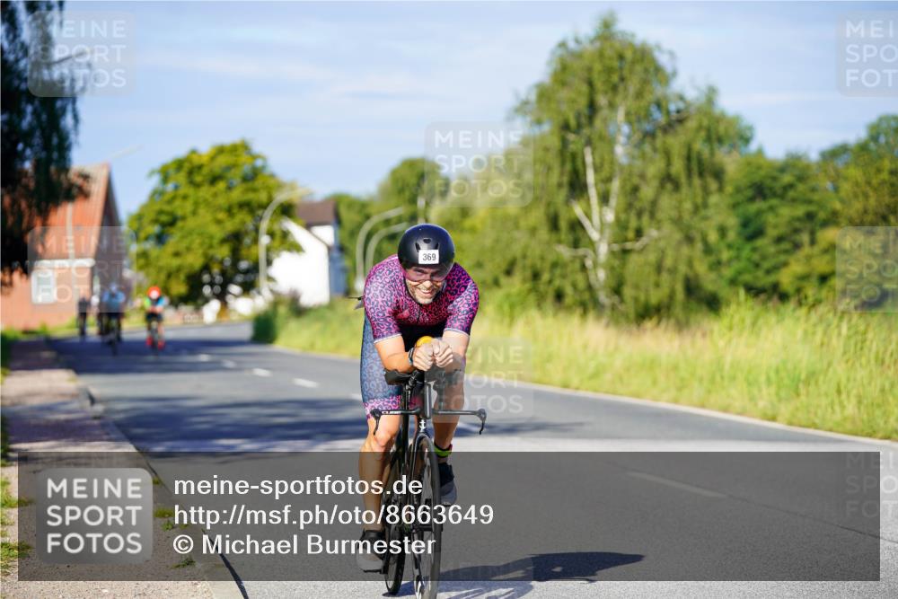 31.08.2025 - Elbe Triathlon Hamburg Michael Burmester http://msf.ph/oto/8663649 31.08.2025 09:18:53 Radfahren 219, 369, 447 meine-sportfotos.de