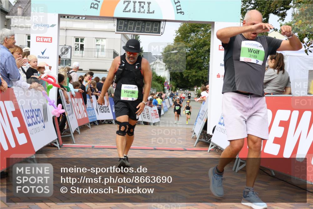 31.08.2025 - 21. Blankeneser Heldenlauf Strokosch-Dieckow http://msf.ph/oto/8663690 31.08.2025 11:20:19 Ziel 3214, 3189 meine-sportfotos.de