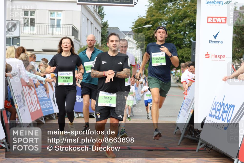 31.08.2025 - 21. Blankeneser Heldenlauf Strokosch-Dieckow http://msf.ph/oto/8663698 31.08.2025 11:01:47 Ziel 3439, 3428, 3662, 3104, 3521, 3476, 3109, 3730, 3284 meine-sportfotos.de