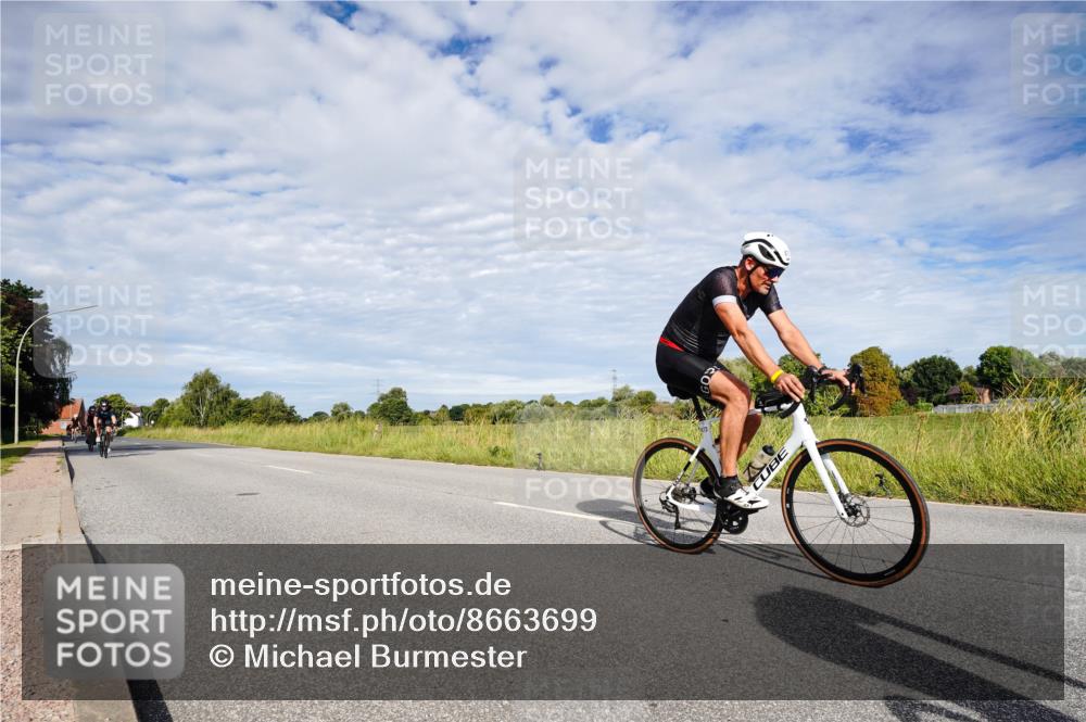 31.08.2025 - Elbe Triathlon Hamburg Michael Burmester http://msf.ph/oto/8663699 31.08.2025 09:41:09 Radfahren 261, 523, 672, 673, 679, 692, 848, 887 meine-sportfotos.de