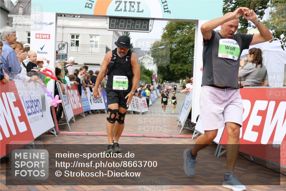 31.08.2025 - 21. Blankeneser Heldenlauf Strokosch-Dieckow http://msf.ph/oto/8663700 31.08.2025 11:20:19 Ziel 3214, 3189 meine-sportfotos.de