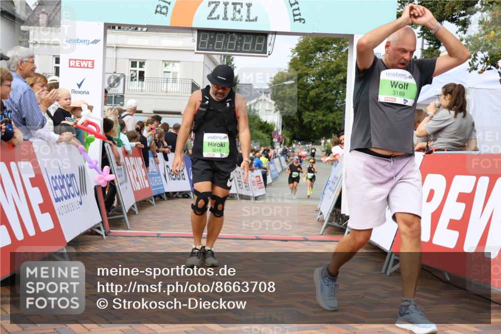 31.08.2025 - 21. Blankeneser Heldenlauf Strokosch-Dieckow http://msf.ph/oto/8663708 31.08.2025 11:20:19 Ziel 3214, 3189 meine-sportfotos.de