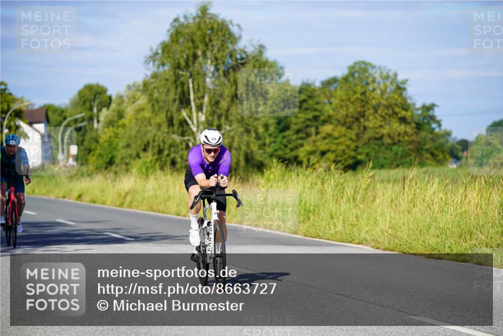 31.08.2025 - Elbe Triathlon Hamburg Michael Burmester http://msf.ph/oto/8663727 31.08.2025 09:19:35 Radfahren 222, 319, 526 meine-sportfotos.de