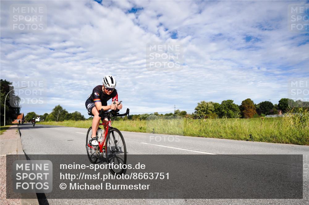 31.08.2025 - Elbe Triathlon Hamburg Michael Burmester http://msf.ph/oto/8663751 31.08.2025 09:41:43 Radfahren 368, 678, 813, 829 meine-sportfotos.de