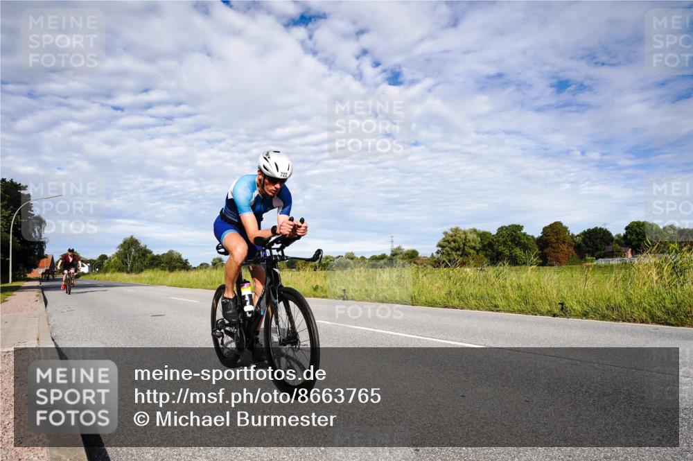 31.08.2025 - Elbe Triathlon Hamburg Michael Burmester http://msf.ph/oto/8663765 31.08.2025 09:42:02 Radfahren 465, 487, 508, 722 meine-sportfotos.de