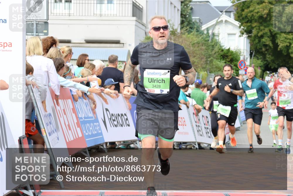 31.08.2025 - 21. Blankeneser Heldenlauf Strokosch-Dieckow http://msf.ph/oto/8663773 31.08.2025 11:01:44 Ziel 3082, 3428, 3662, 3104, 3521, 3276, 3109, 3730, 3284 meine-sportfotos.de