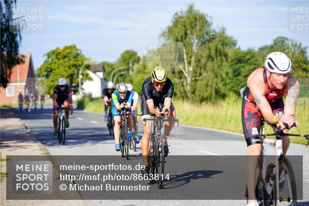 31.08.2025 - Elbe Triathlon Hamburg Michael Burmester http://msf.ph/oto/8663814 31.08.2025 09:20:31 Radfahren 172, 283, 314, 340, 342, 694 meine-sportfotos.de