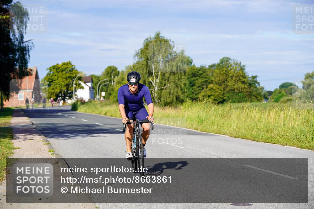 31.08.2025 - Elbe Triathlon Hamburg Michael Burmester http://msf.ph/oto/8663861 31.08.2025 09:20:45 Radfahren 242, 289, 561 meine-sportfotos.de