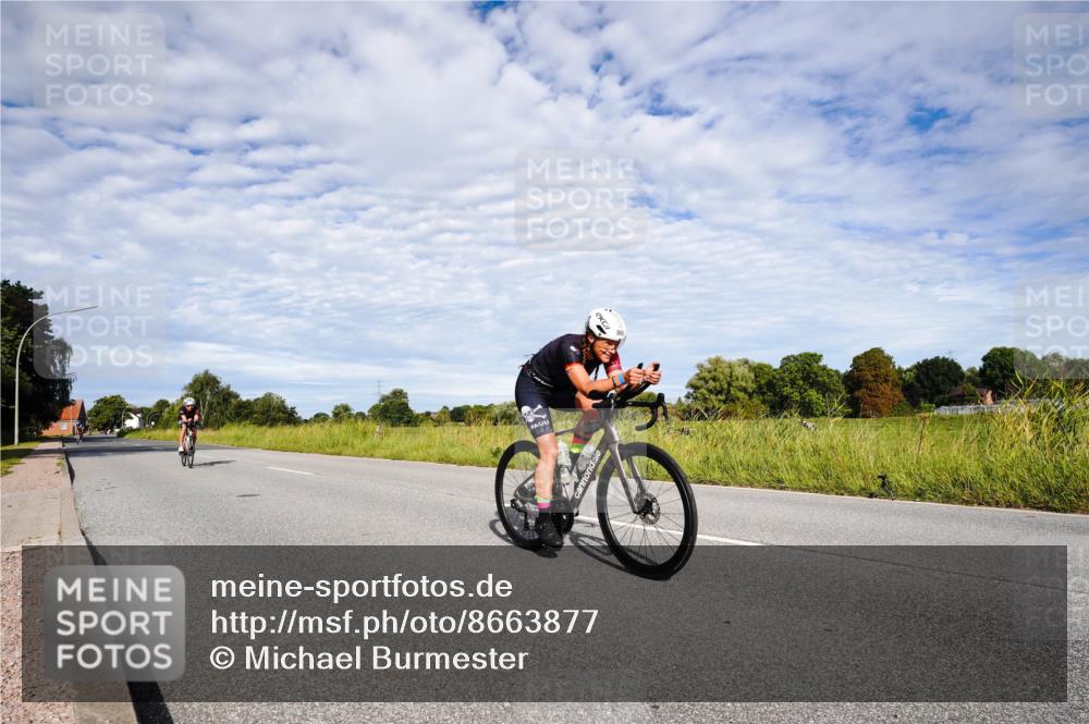 31.08.2025 - Elbe Triathlon Hamburg Michael Burmester http://msf.ph/oto/8663877 31.08.2025 09:43:41 Radfahren 337, 845, 866, 908, 913 meine-sportfotos.de