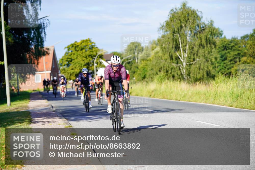 31.08.2025 - Elbe Triathlon Hamburg Michael Burmester http://msf.ph/oto/8663892 31.08.2025 09:21:00 Radfahren 187, 257, 372, 428, 439, 455, 464, 516, 530, 545, 655 meine-sportfotos.de