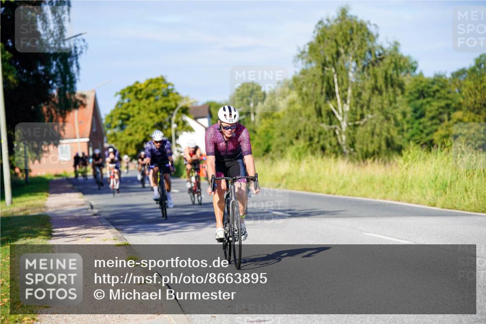 31.08.2025 - Elbe Triathlon Hamburg Michael Burmester http://msf.ph/oto/8663895 31.08.2025 09:21:00 Radfahren 187, 257, 372, 428, 439, 455, 464, 516, 530, 545, 655 meine-sportfotos.de