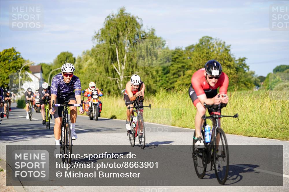 31.08.2025 - Elbe Triathlon Hamburg Michael Burmester http://msf.ph/oto/8663901 31.08.2025 09:21:02 Radfahren 187, 257, 372, 428, 439, 441, 455, 464, 516, 530, 545, 655 meine-sportfotos.de