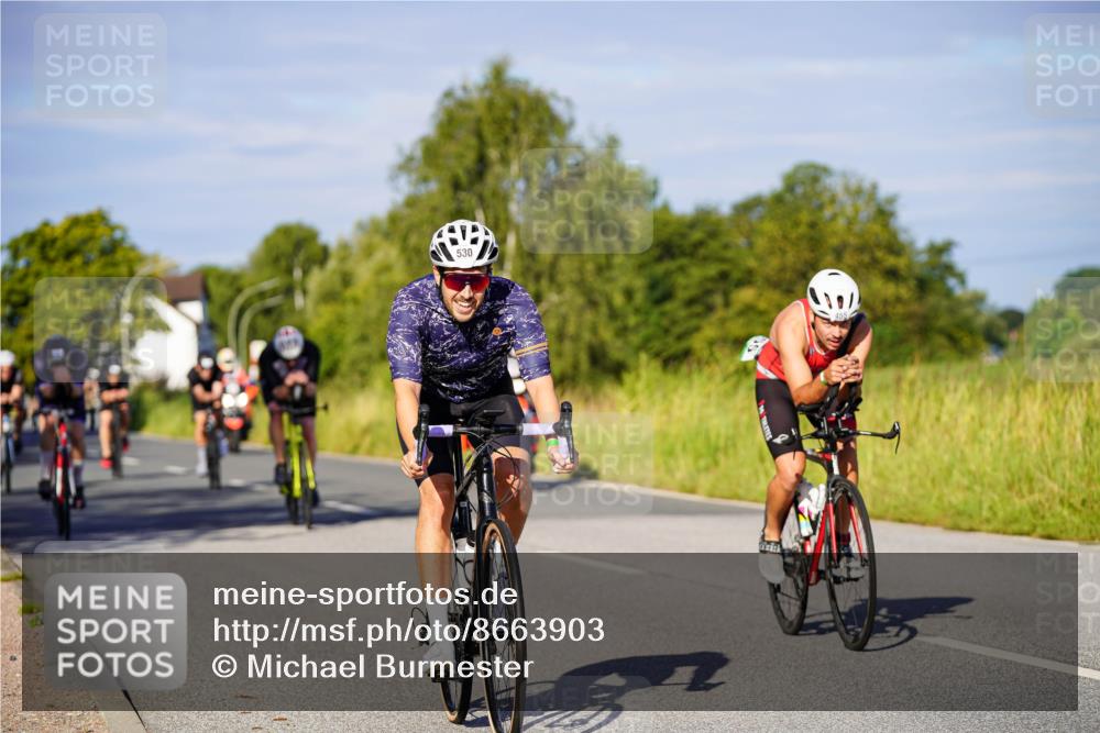31.08.2025 - Elbe Triathlon Hamburg Michael Burmester http://msf.ph/oto/8663903 31.08.2025 09:21:02 Radfahren 187, 257, 372, 428, 439, 441, 455, 464, 516, 530, 545, 655 meine-sportfotos.de
