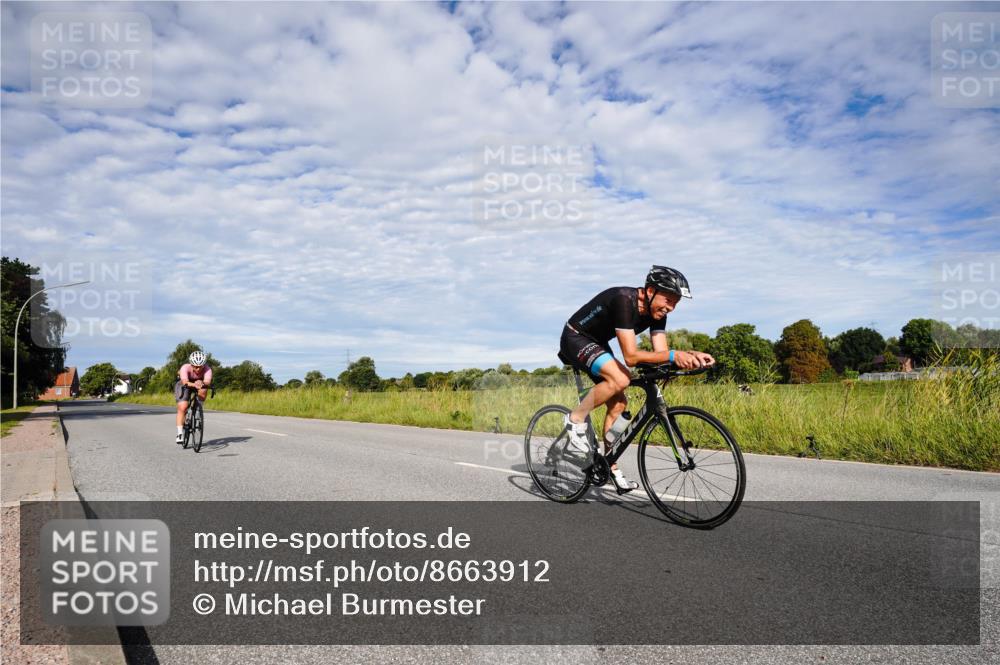 31.08.2025 - Elbe Triathlon Hamburg Michael Burmester http://msf.ph/oto/8663912 31.08.2025 09:44:07 Radfahren 378, 476, 562, 787 meine-sportfotos.de