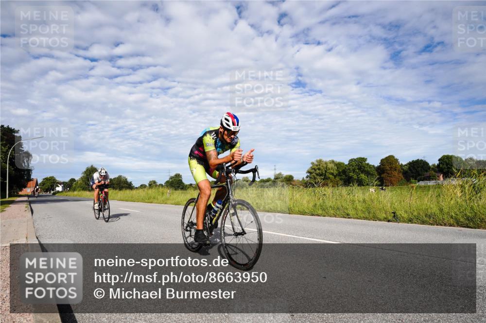 31.08.2025 - Elbe Triathlon Hamburg Michael Burmester http://msf.ph/oto/8663950 31.08.2025 09:45:00 Radfahren 292, 409, 469, 527, 613, 646, 773, 896 meine-sportfotos.de