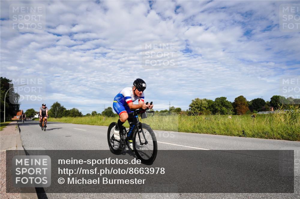 31.08.2025 - Elbe Triathlon Hamburg Michael Burmester http://msf.ph/oto/8663978 31.08.2025 09:45:29 Radfahren 393, 431, 489, 566, 607, 664, 709, 756 meine-sportfotos.de