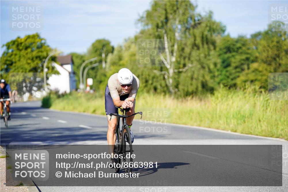 31.08.2025 - Elbe Triathlon Hamburg Michael Burmester http://msf.ph/oto/8663981 31.08.2025 09:21:22 Radfahren 199, 237, 390, 651 meine-sportfotos.de