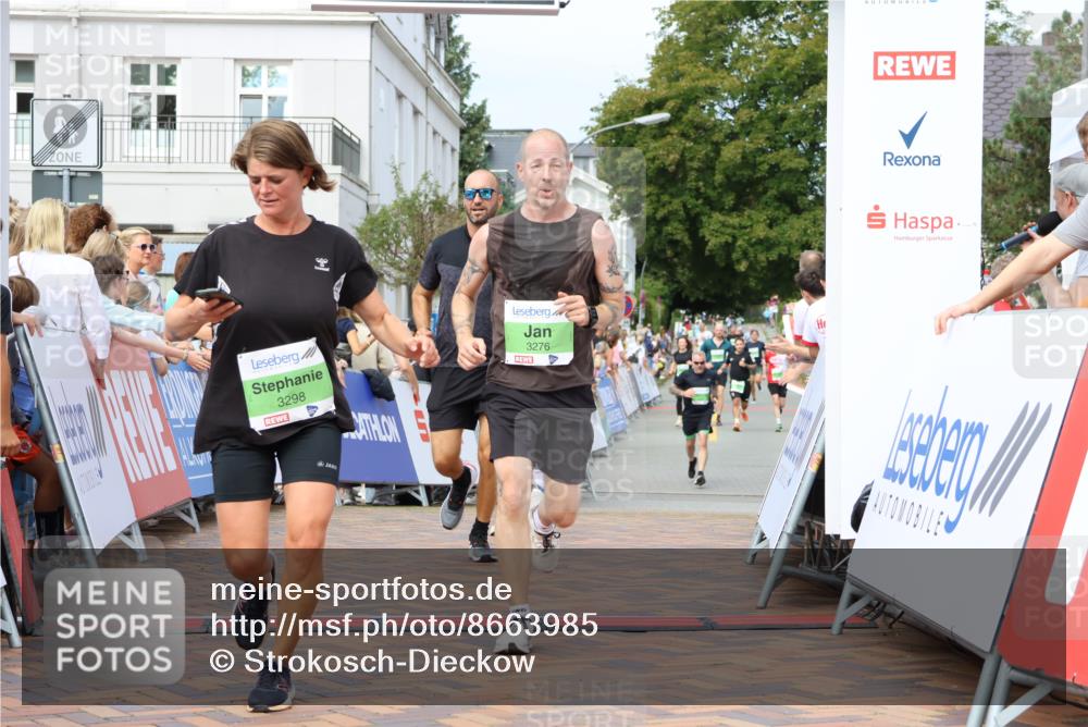 31.08.2025 - 21. Blankeneser Heldenlauf Strokosch-Dieckow http://msf.ph/oto/8663985 31.08.2025 11:01:36 Ziel 3082, 3298, 3276, 3109, 3712 meine-sportfotos.de