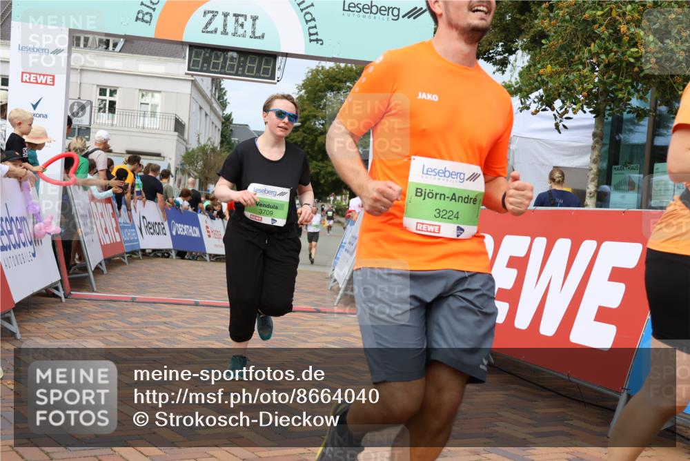 31.08.2025 - 21. Blankeneser Heldenlauf Strokosch-Dieckow http://msf.ph/oto/8664040 31.08.2025 11:20:00 Ziel 3314, 3709, 3042, 3229, 3224 meine-sportfotos.de
